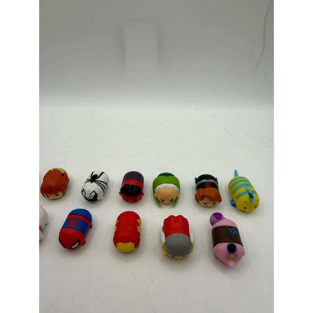 Disney Marvel Tsum Tsum Mini Figures Lot of 13 Jakks Pacific Stackable Vinyl Toy